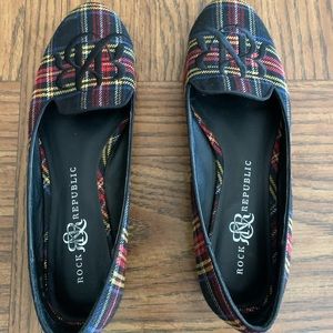 Rock and Republic plaid flats